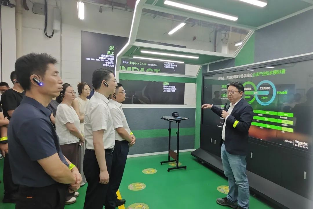 携手沪通 智链未来——南通市通州区代表团赴普陀开展产业链对接，共启沿沪宁协同创新新篇章